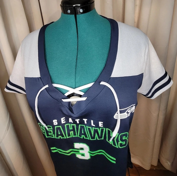 0052. NWOTs ~ NFL ~ Seattle Seahawks Football 🏈 ~ Russel Wilson #3 !!!🏈 - Picture 4 of 10